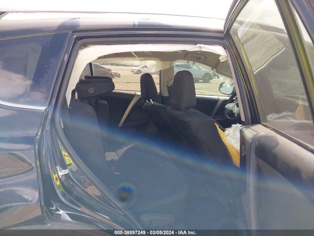 Toyota RAV4 LE 2017 2T3ZFREV8HW359683 Image 8