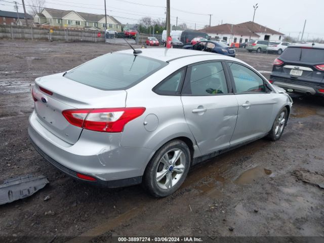 1FADP3F22EL171030 Ford FOCUS SE