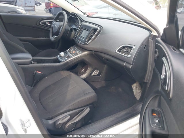 Chrysler 200 Limited 2016 1C3CCCAB9GN144993 Image 5