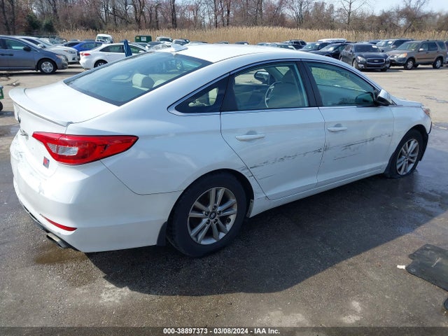 Hyundai SONATA SE 2015 5NPE24AF9FH258684 Image 4