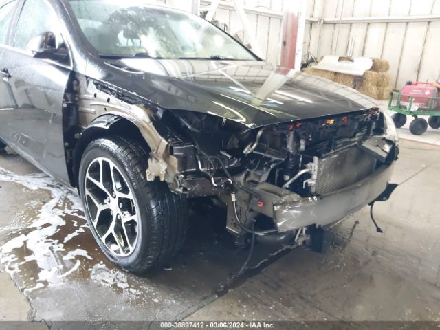 2G4GL5EX9H9184487 Buick Regal Turbo Sport Touring