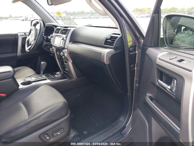 Toyota 4runner Sr5 Premium 2014 JTEBU5JR0E5200230 Image 5