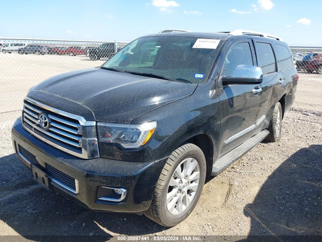 Toyota Sequoia Platinum 2018 5TDYY5G10JS071818 Image 2