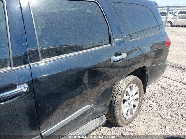 Toyota Sequoia Platinum 2018 5TDYY5G10JS071818 Image 6