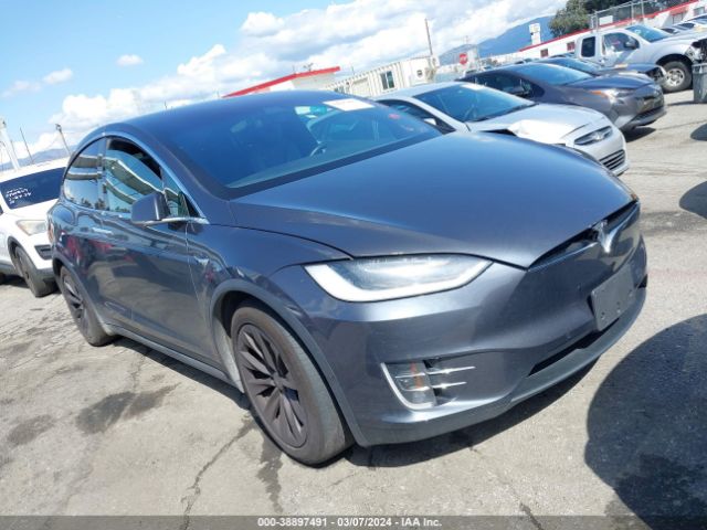 38897491 :رقم المزاد ، 5YJXCBE48JF142936 vin ، 2018 Tesla Model X 100d/75d/p100d مزاد بيع