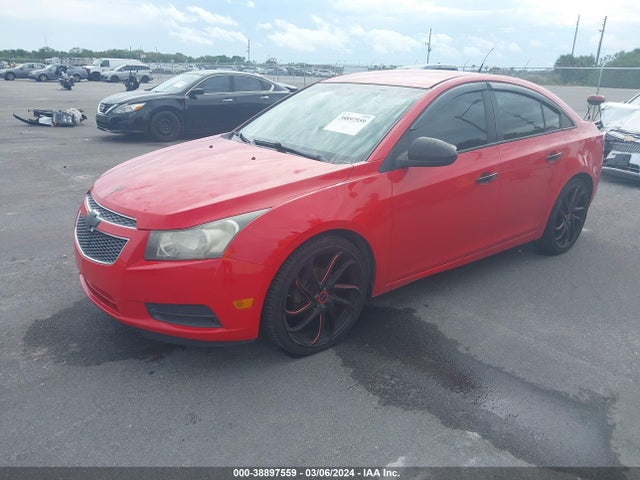 Chevrolet Cruze Ls Manual 2014 1G1PB5SH7E7178732 Image 2