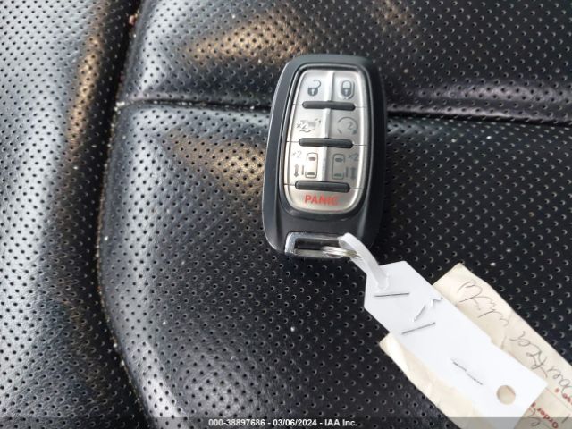 2019 CHRYSLER PACIFICA 2C4RC1GG9KR628901 Photo 10