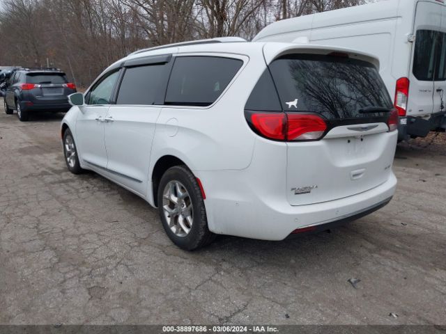 2019 CHRYSLER PACIFICA 2C4RC1GG9KR628901 Photo 2