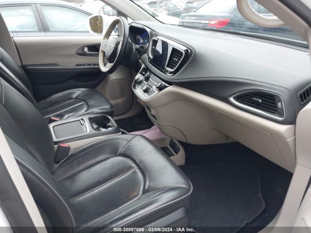 2019 CHRYSLER PACIFICA 2C4RC1GG9KR628901 Photo 4