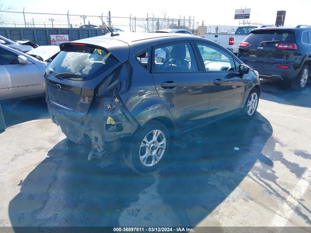 Ford FIESTA SE 2016 3FADP4EJ2GM133653 Image 4