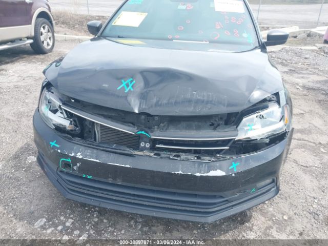 3VWD17AJ2GM365458 Volkswagen Jetta 1.8t Sport