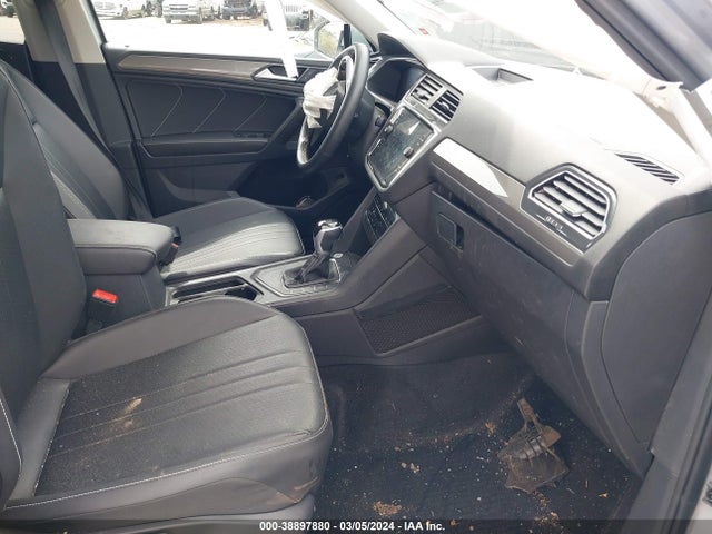 3VV3B7AXXNM044721 Volkswagen Tiguan 2.0t Se