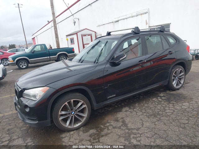 BMW X1 Xdrive28i 2014 WBAVL1C55EVY13979 Image 2