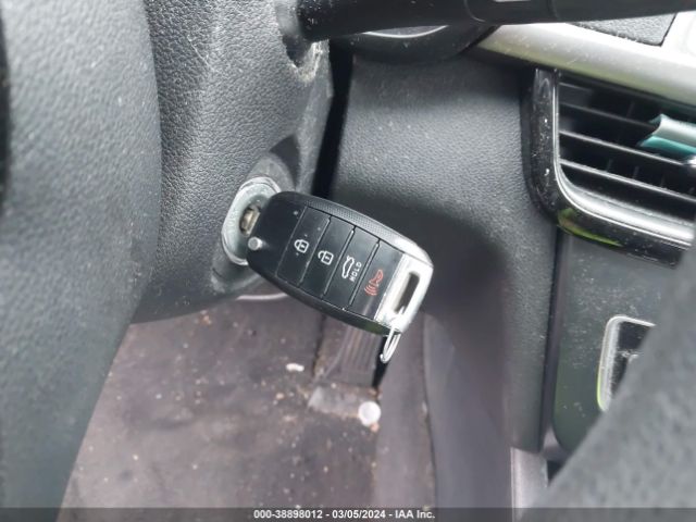 5XXGT4L35GG084876 KIA Optima Lx