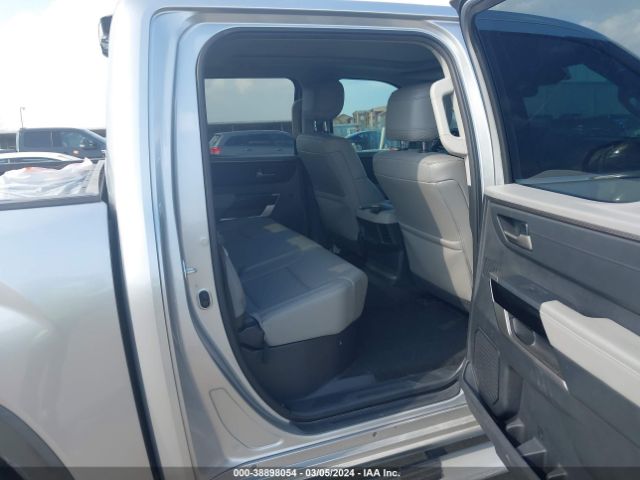 5TFJA5AB8NX005315 Toyota Tundra Limited