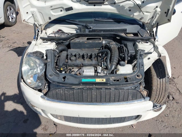 2008 MINI COOPER S WMWMF73568TV33042 Photo 9