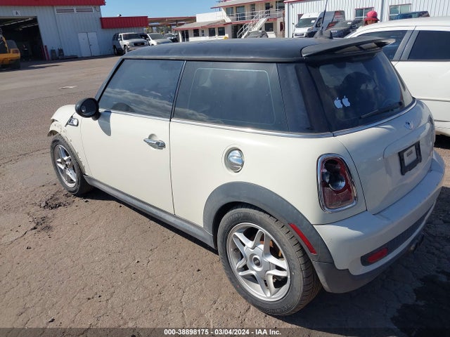 2008 MINI COOPER S WMWMF73568TV33042 Photo 2