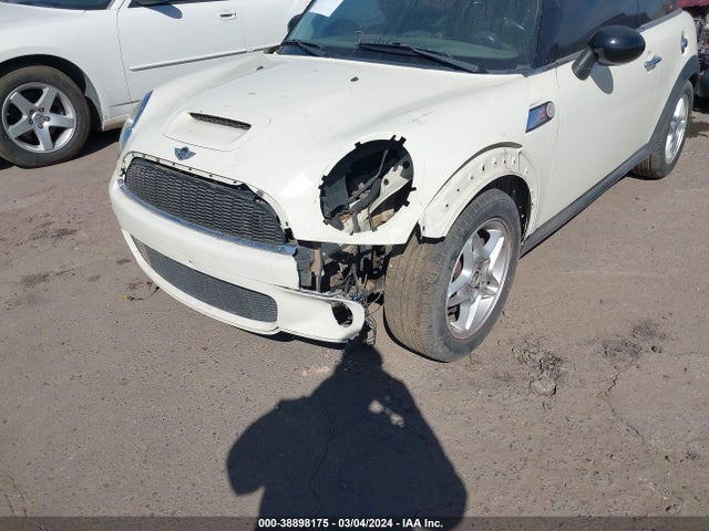 2008 MINI COOPER S WMWMF73568TV33042 Photo 5
