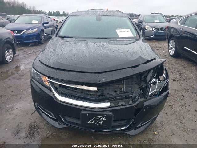 Chevrolet IMPALA 1LT 2018 2G1105S39J9139908 Image 12