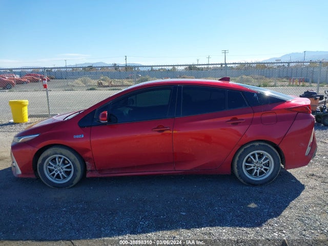 Toyota Prius Prime Advanced 2017 JTDKARFP9H3052512 Image 14