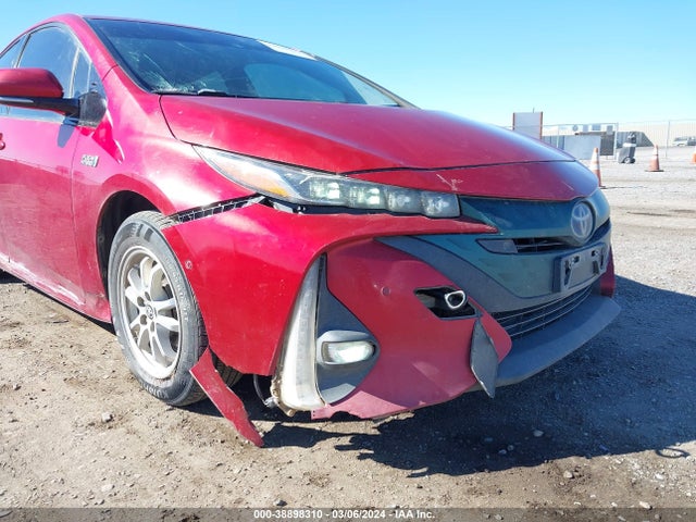 Toyota Prius Prime Advanced 2017 JTDKARFP9H3052512 Image 6