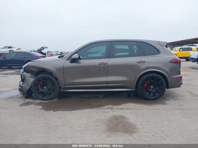 Porsche Cayenne Gts 2016 WP1AD2A22GLA71308 Image 15