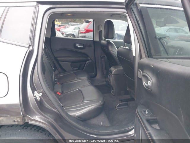 3C4NJDBB9JT434995 Jeep Compass Latitude 4x4
