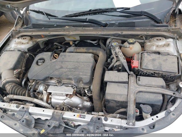 Chevrolet MALIBU LT 2018 1G1ZD5ST0JF197601 Image 10