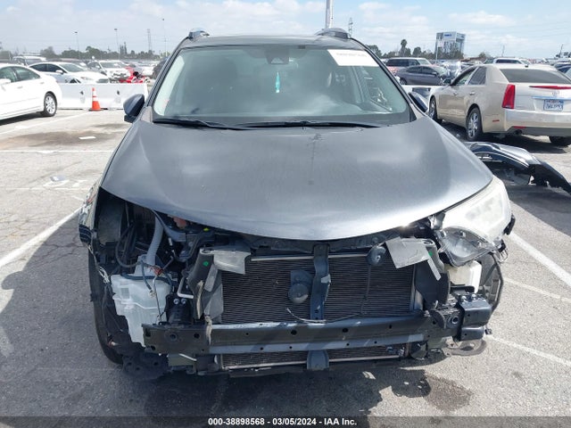 Toyota Rav4 Xle 2017 JTMWFREVXHD096001 Image 13
