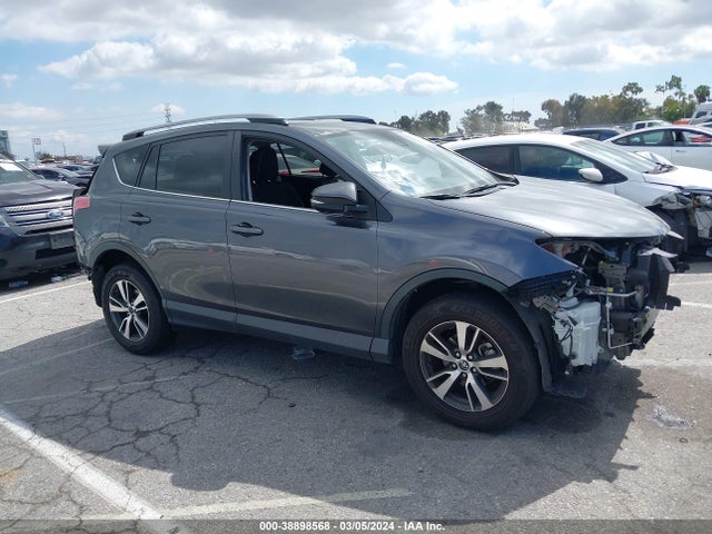 Toyota Rav4 Xle 2017 JTMWFREVXHD096001 Image 14