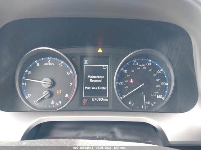 Toyota Rav4 Xle 2017 JTMWFREVXHD096001 Image 16