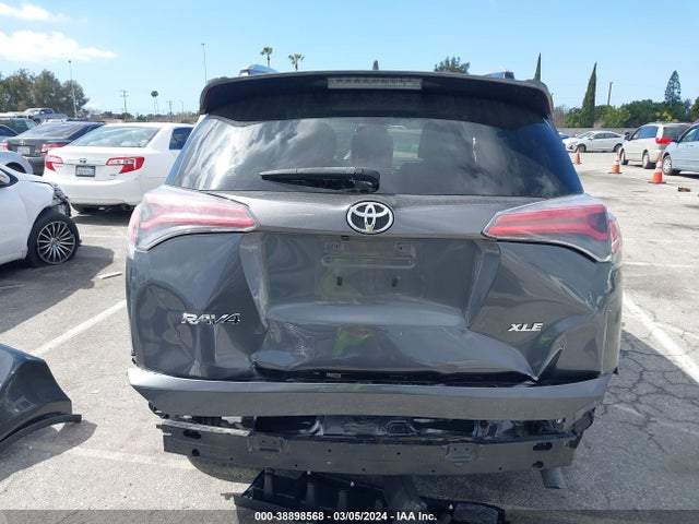 Toyota Rav4 Xle 2017 JTMWFREVXHD096001 Image 17