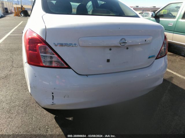 3N1CN7AP5EL843840 Nissan Versa 1.6 S