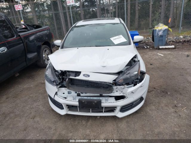 1FADP3L92JL313775 Ford FOCUS ST