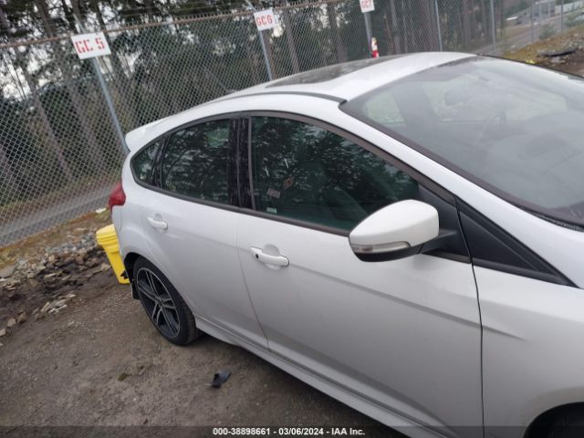 1FADP3L92JL313775 Ford FOCUS ST