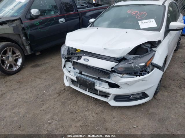 1FADP3L92JL313775 Ford FOCUS ST