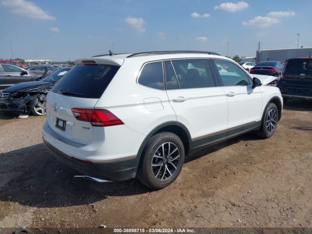 3VV2B7AX4MM141391 Volkswagen Tiguan 2.0t Se/2.0t Se R-line Black/2.0t Sel