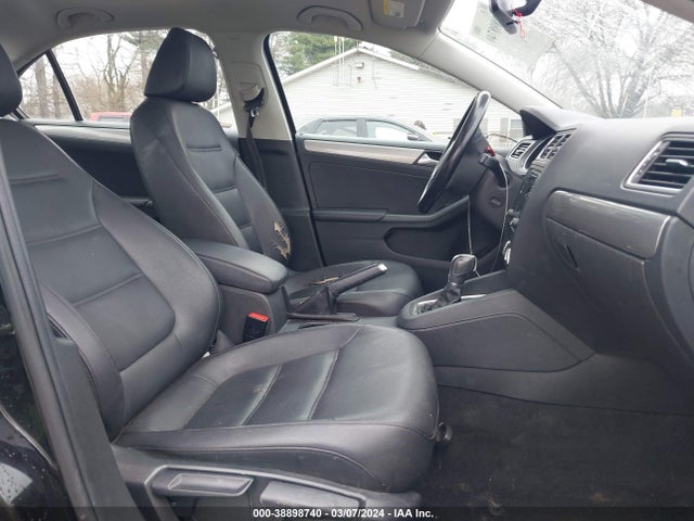 3VWDB7AJ8HM384563 Volkswagen Jetta 1.4t Se