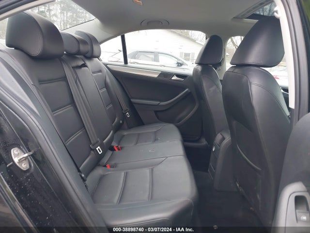 3VWDB7AJ8HM384563 Volkswagen Jetta 1.4t Se