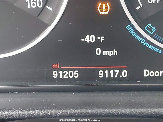 BMW 320i Xdrive 2018 WBA8A3C53JA357531 Image 16