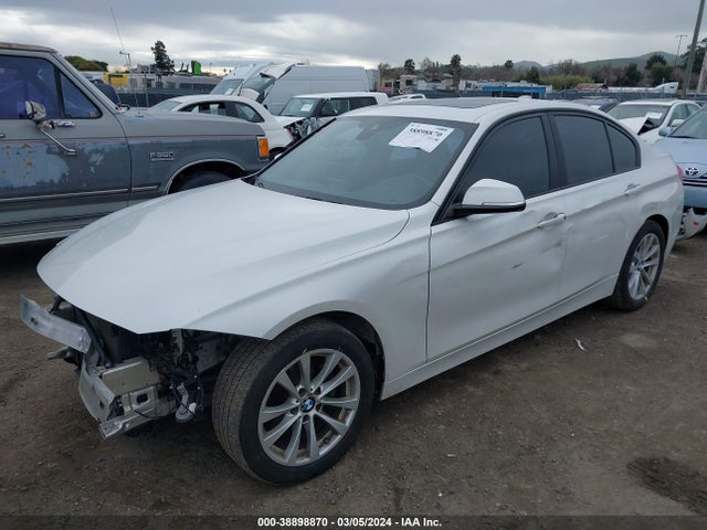 WBA8A3C53JA357531 BMW 320i Xdrive