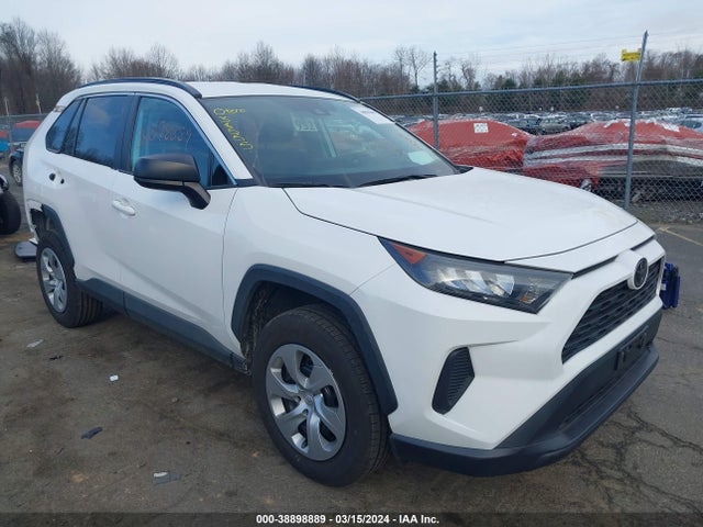 Toyota RAV4 LE 2019 2T3F1RFVXKC056722 zdjęcie główne