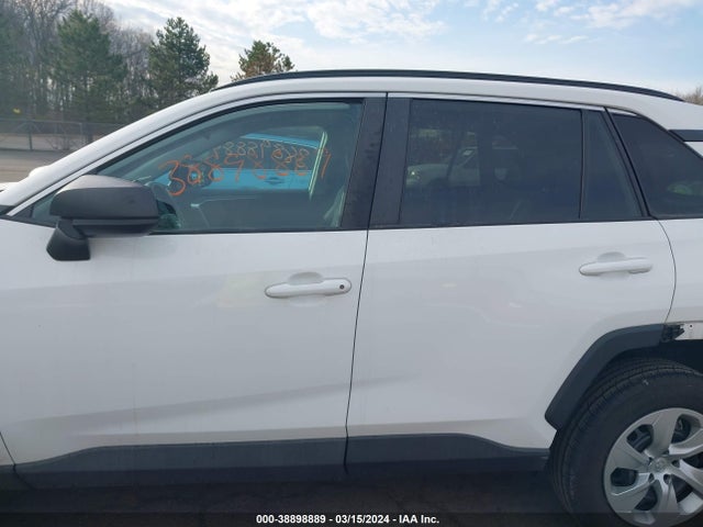 Toyota RAV4 LE 2019 2T3F1RFVXKC056722 Image 15
