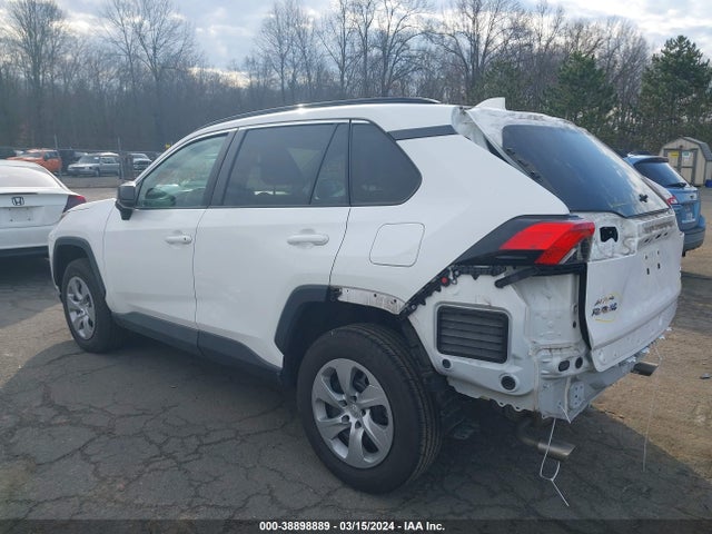 Toyota RAV4 LE 2019 2T3F1RFVXKC056722 Image 3