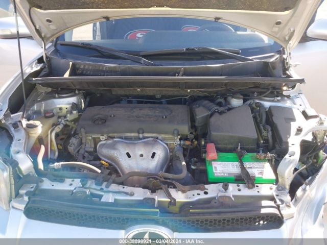 JTLZE4FE1FJ075672 Scion Xb 686 Parklan Edition