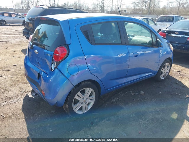 Chevrolet Spark 1lt Cvt 2015 KL8CD6S98FC723207 Image 4