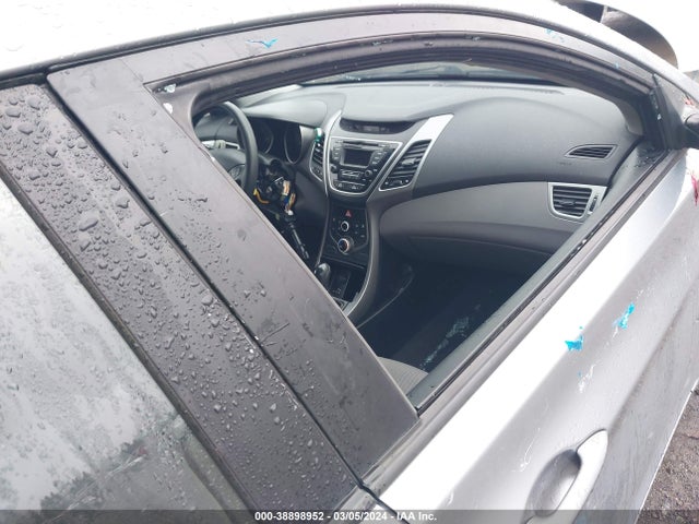 Hyundai ELANTRA SE 2016 5NPDH4AE5GH700167 Image 12