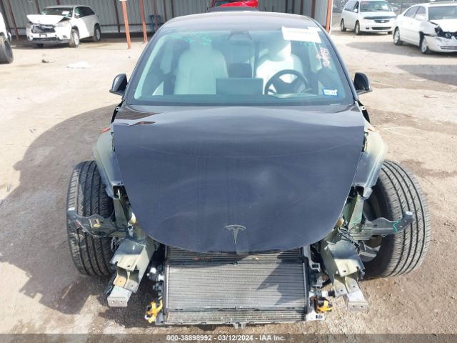 5YJ3E1EB0JF099257 Tesla Model 3 Long Range/performance