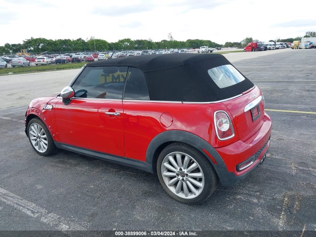 2011 MINI COOPER S WMWZP3C54BT249170 Photo 2