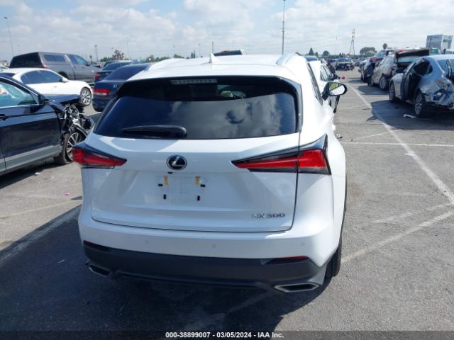JTJYARBZ3J2092742 Lexus NX 300